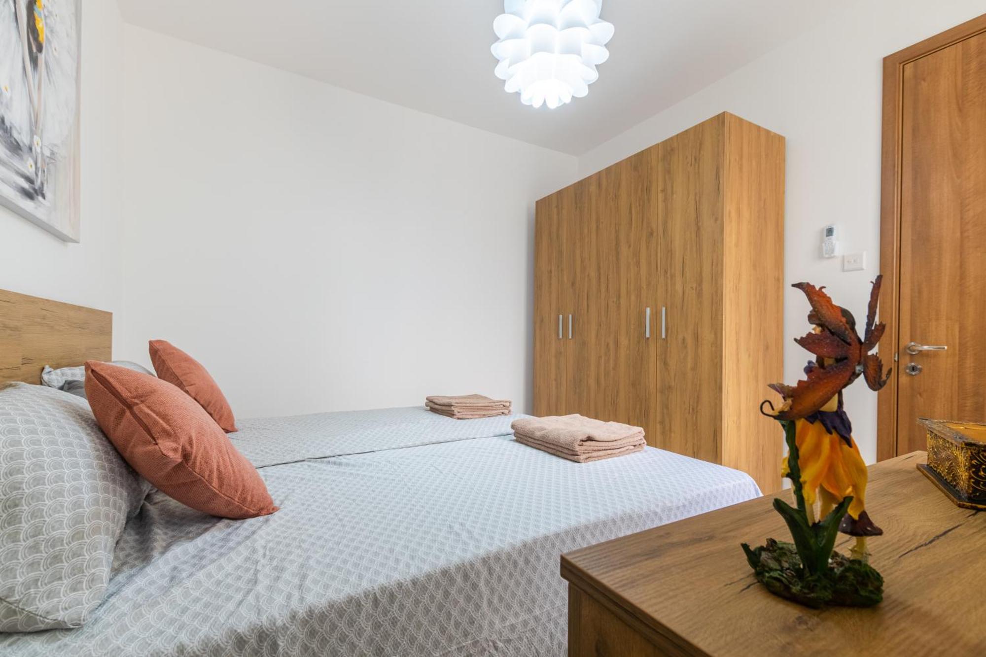 Brand New Apartment 3 Bdr 2 Bth H12 Σεντ Πόλς Μπέι Εξωτερικό φωτογραφία